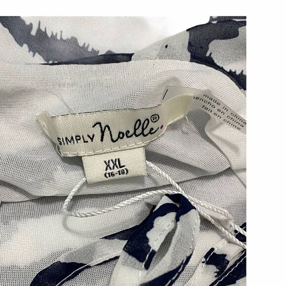 Simply Noelle Wild At Heart Zebra Blouse Blue XXL - Picture 5 of 9